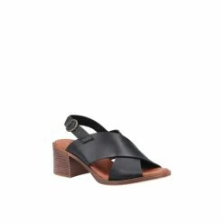 Hush Puppies &apos;Gabrielle&apos; Smooth Leather Sandals For Female