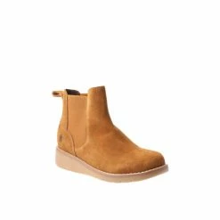 Hush Puppies 'Layla' Suede Boot For Female